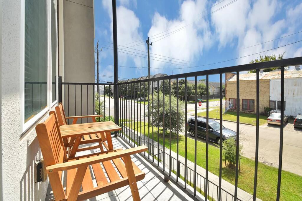 Amazing Rooftop! Downtown Skyline Views!!! Sleeps 15 Хюстън Екстериор снимка